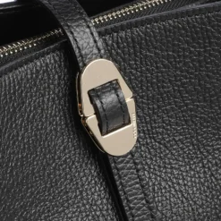 Borsa a Spalla COCCINELLE Linea Chara in Pelle Nera