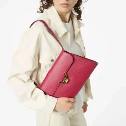 Borsa Donna a Spalla COCCINELLE in Pelle Nera linea Dew Medium