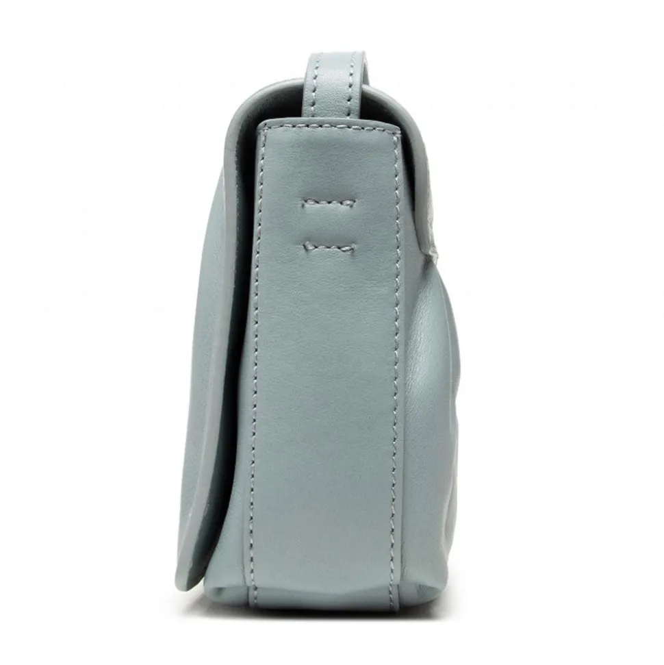 Borsa Donna a Tracolla COCCINELLE in Pelle Liscia Linea Marquise Colore Cloud Misura Piccola