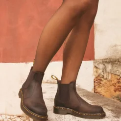 Scarpe DR. MARTENS Stivaletti Chelsea linea 2976 YS in Pelle Crazy Horse Dark Brown