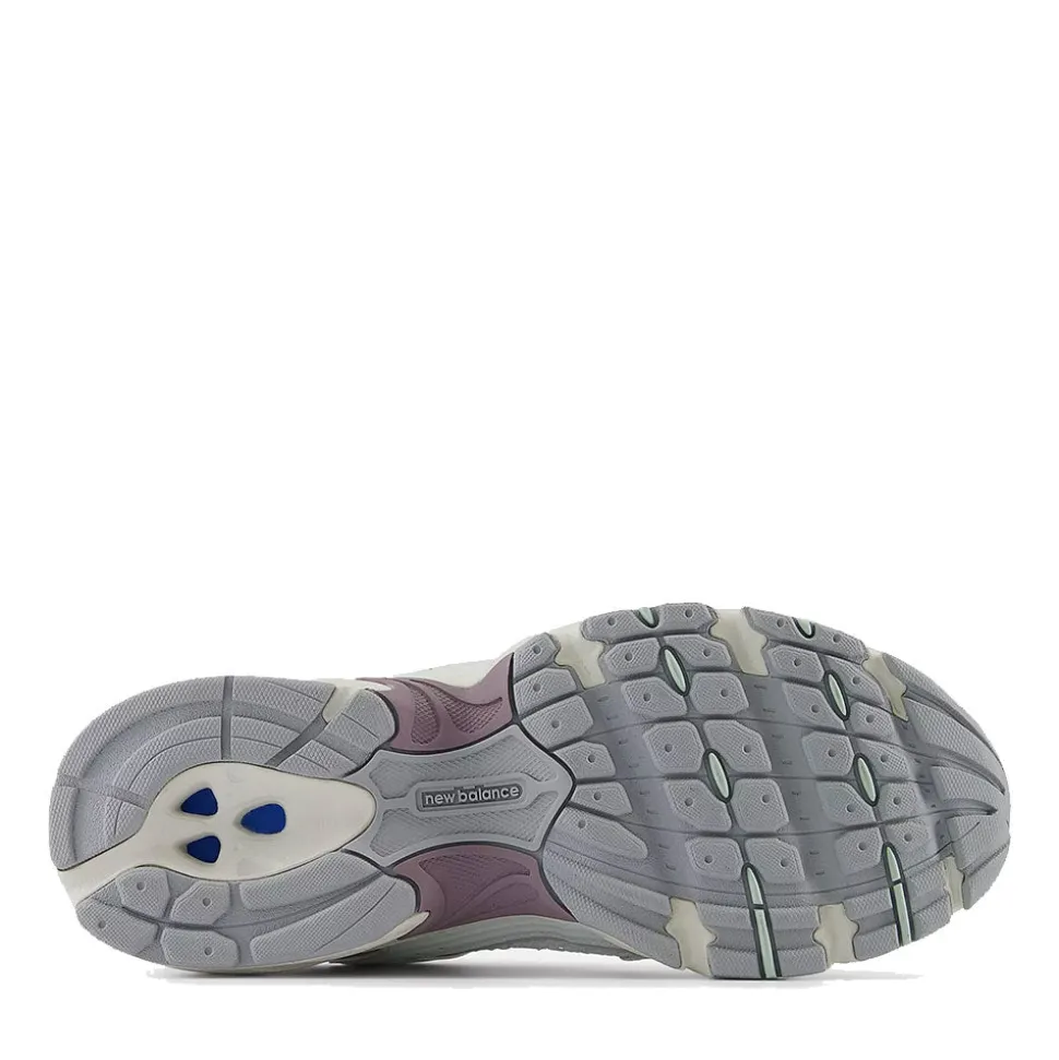 Scarpe Running NEW BALANCE Sneakers 530 in Tessuto Sintetico e Mesh colore Sea Salt Ice Wine e Rose Sugar