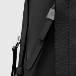 Zaino Donna PIQUADRO Porta Computer in Pelle e Tessuto Nero Linea Circle - CA4576W92T